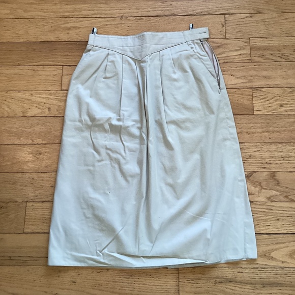 80s Aventura vintage khaki suit- skirt, blouse, short sleeve jacket 100% cot… - Picture 7 of 8